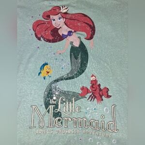 Disney Parks Green Vneck T-Shirt The Little Mermaid Size Large Nwt
